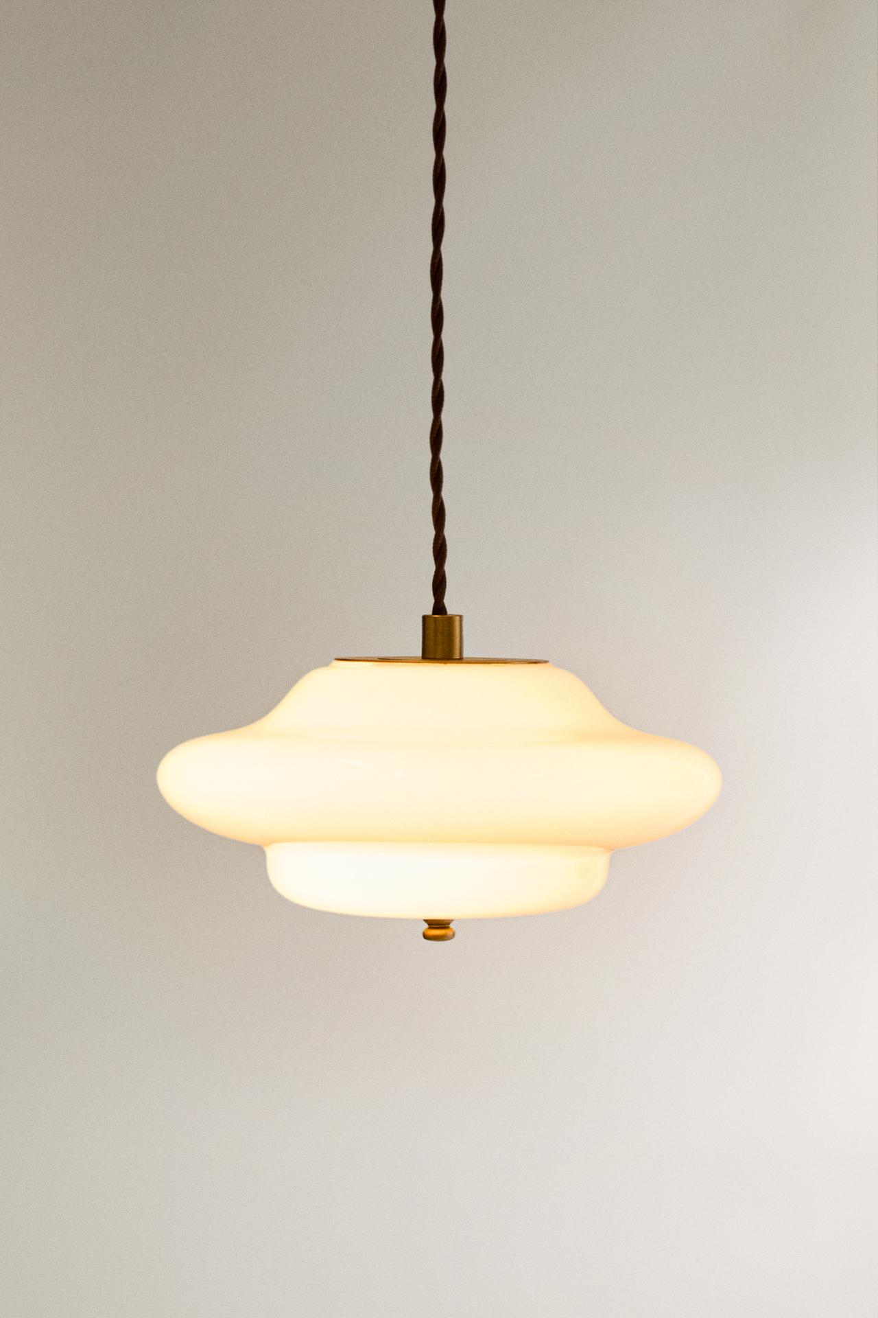 SMALL GLASS CEILING LIGHT — Vanilla