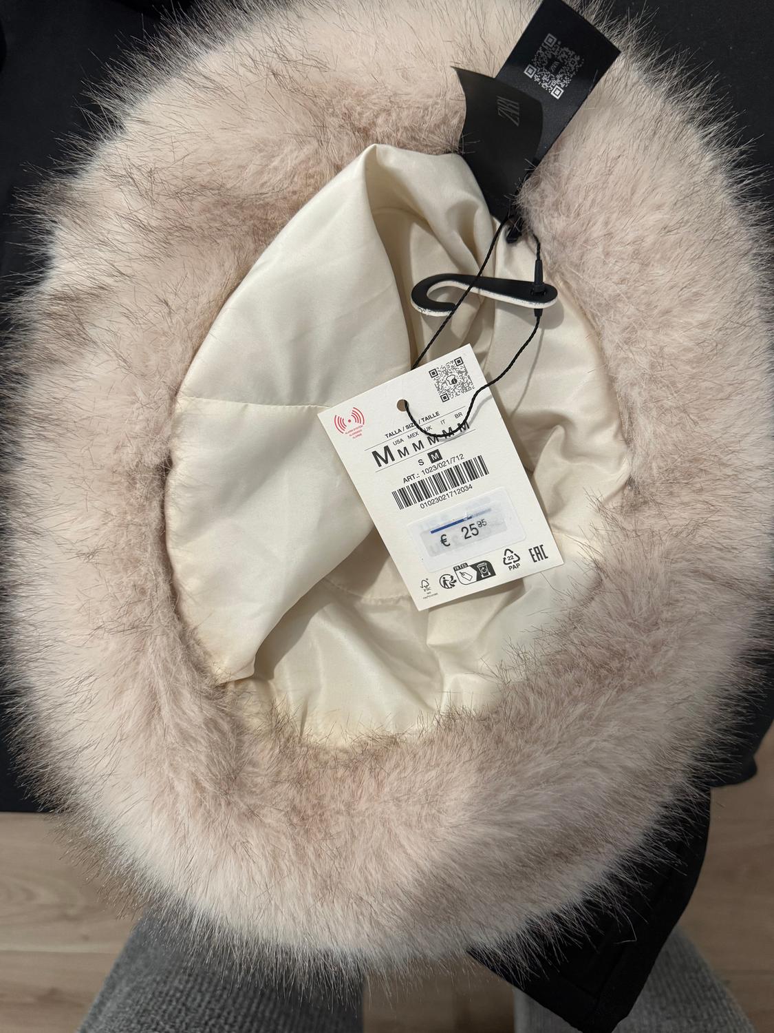 FAUX FUR HAT - Image 3