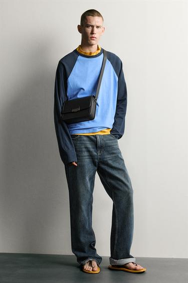 BOLSA A TIRACOLO COM DETALHE METÁLICO - Preto da Zara - Imagem 0