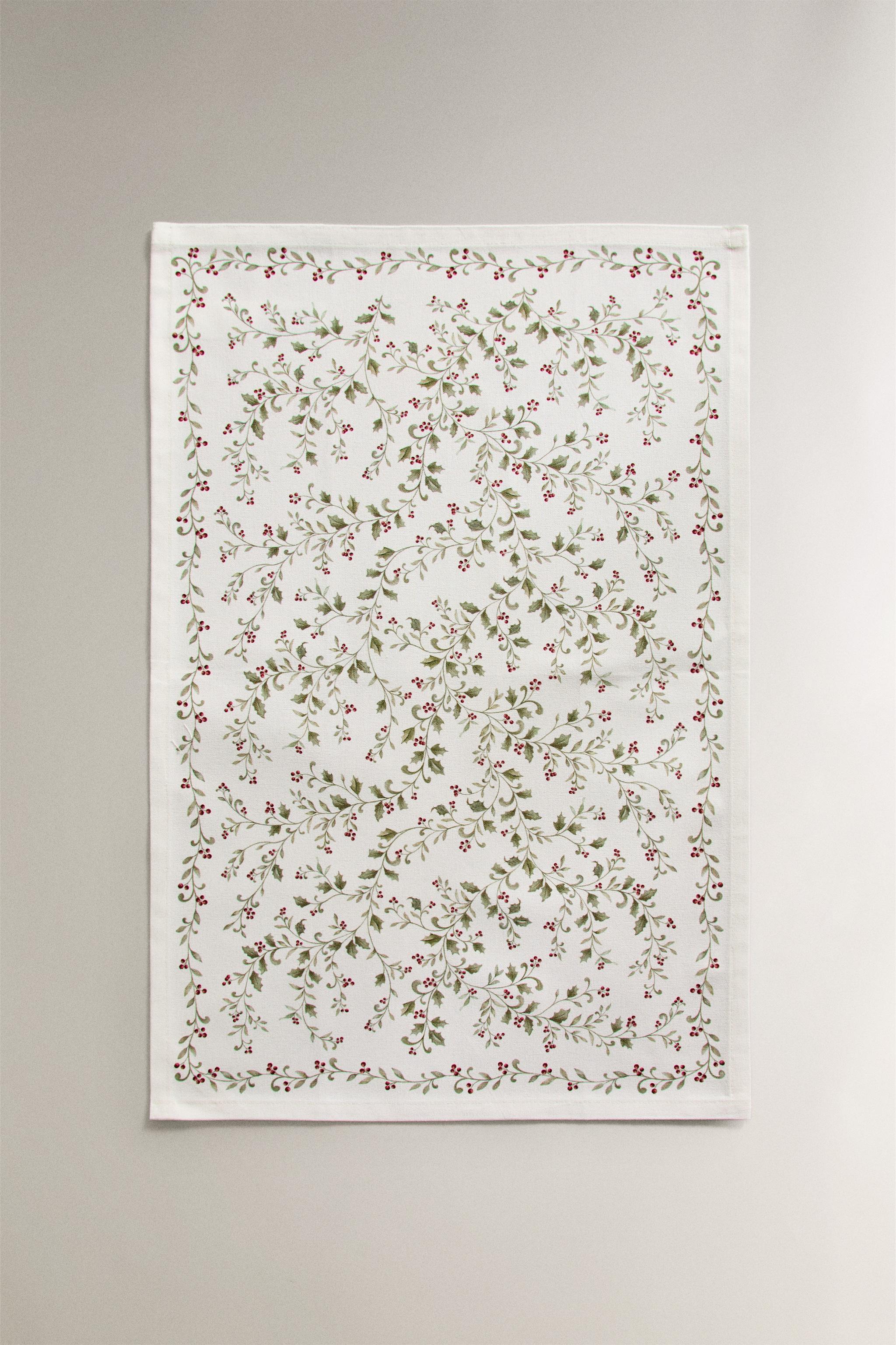 SET OF COTTON KITCHEN TOWELS WITH CHRISTMAS LEAVES PRINT (SET OF 2)