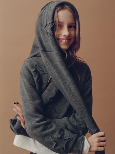 JERSEY PUNTO ESTRELLAS  - Gris antracita de Zara