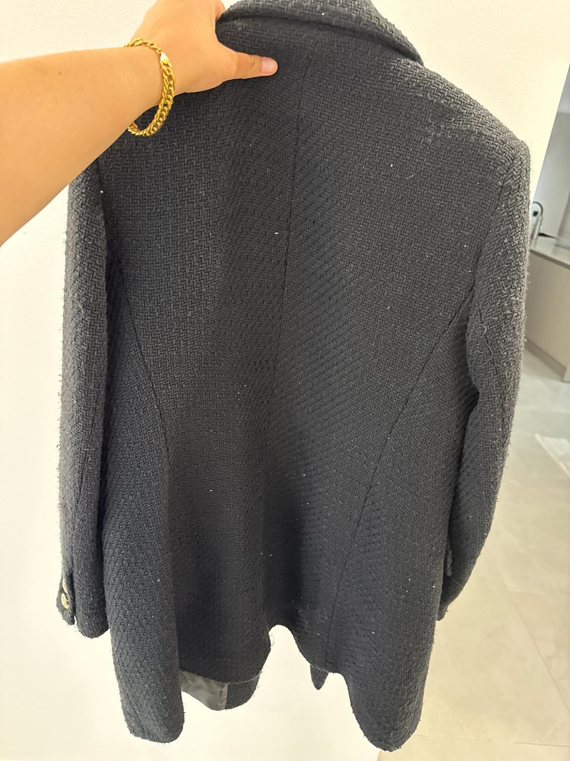 TEXTURED COAT WITH GOLDEN BUTTONS - Image 3