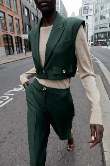 CHALECO CORTO TAPETAS - Verde oscuro de Zara