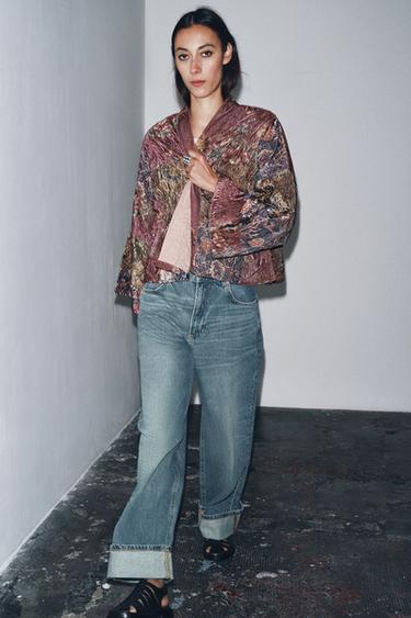 KIMONO TERCIOPELO ESTAMPADO FLORES - Berenjena de Zara