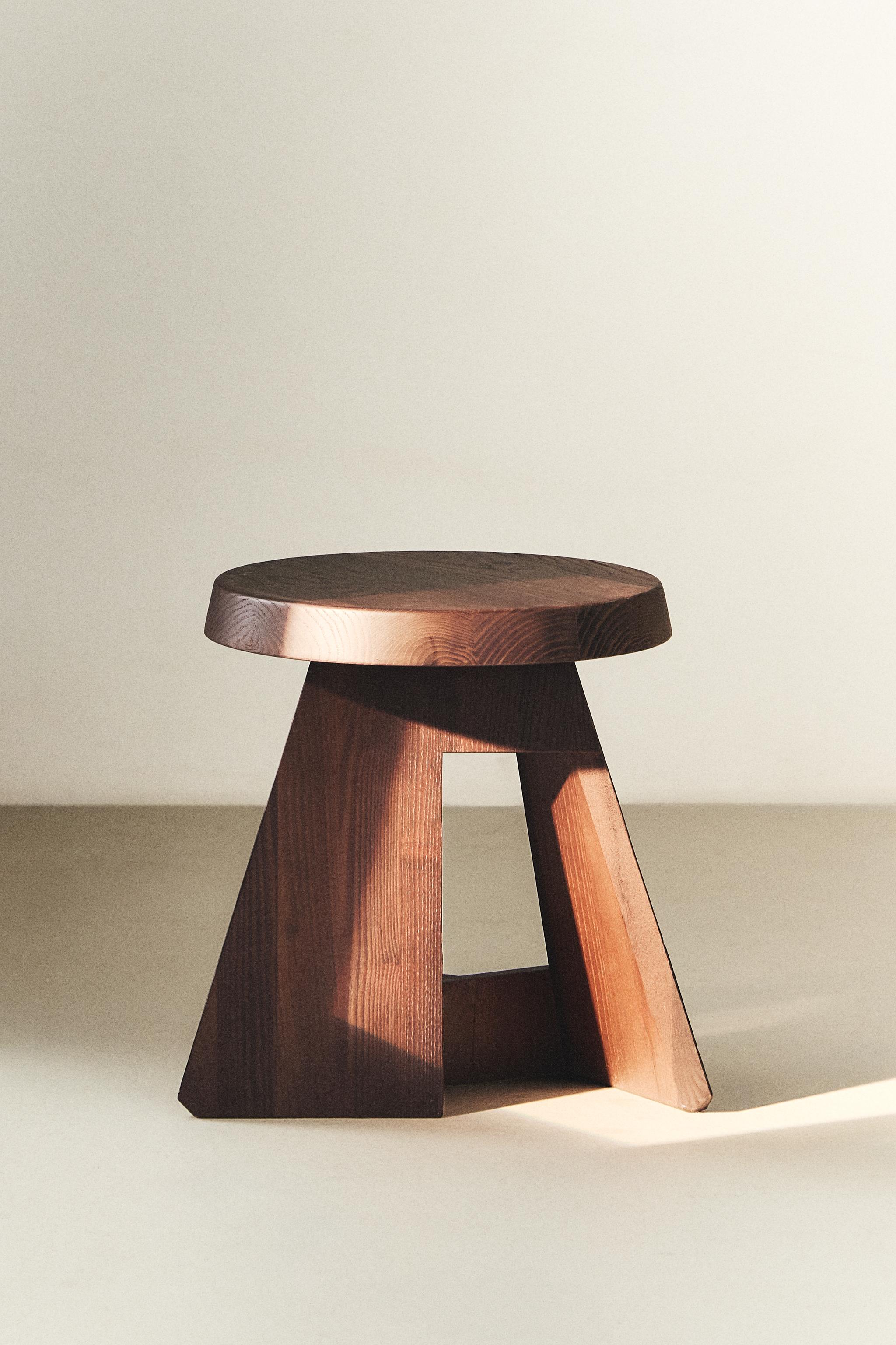 STOOL 03 - ブラウン | ZARA Japan / 日本
