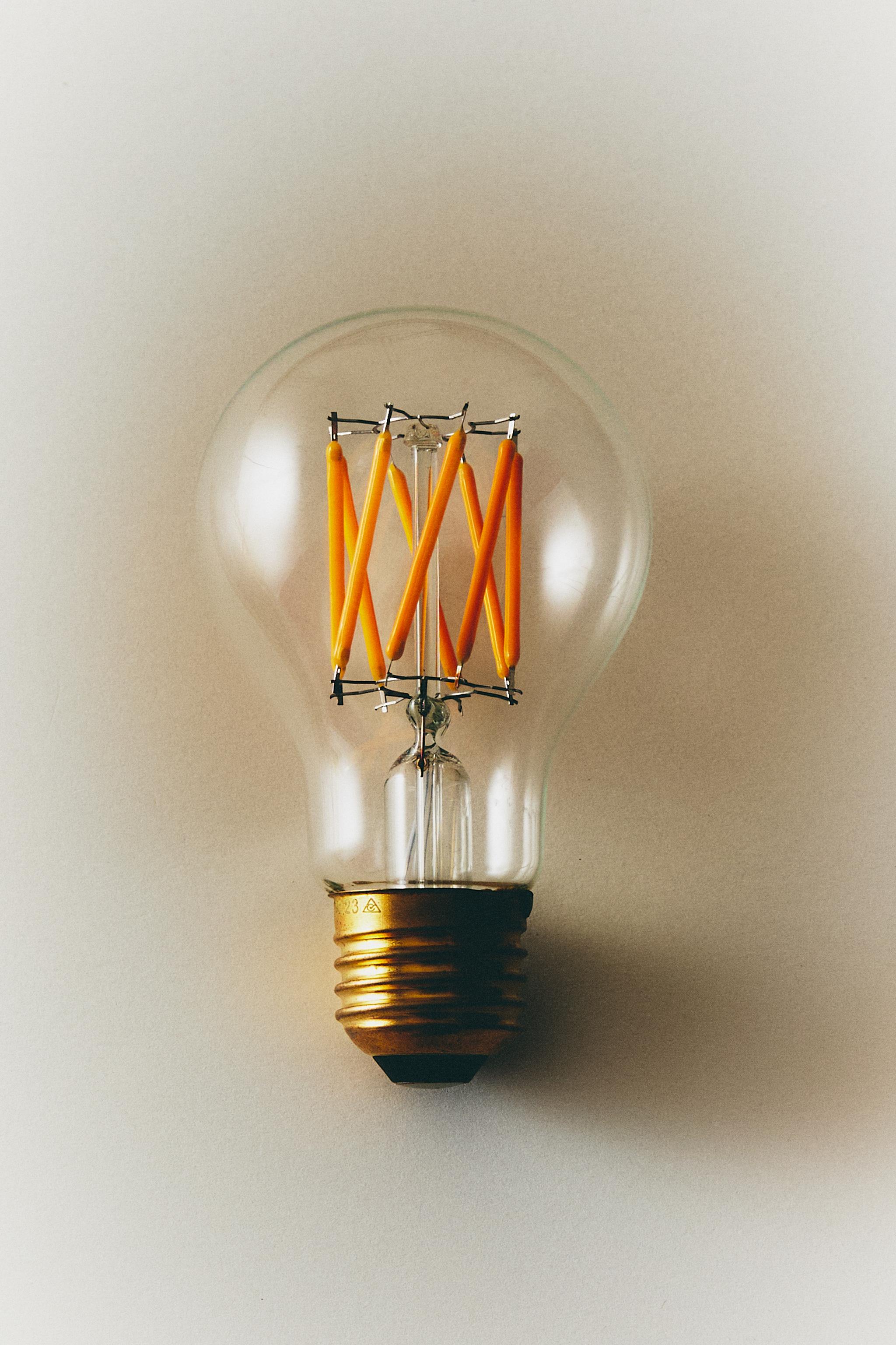 AMPOULE LED 2500 K TALA