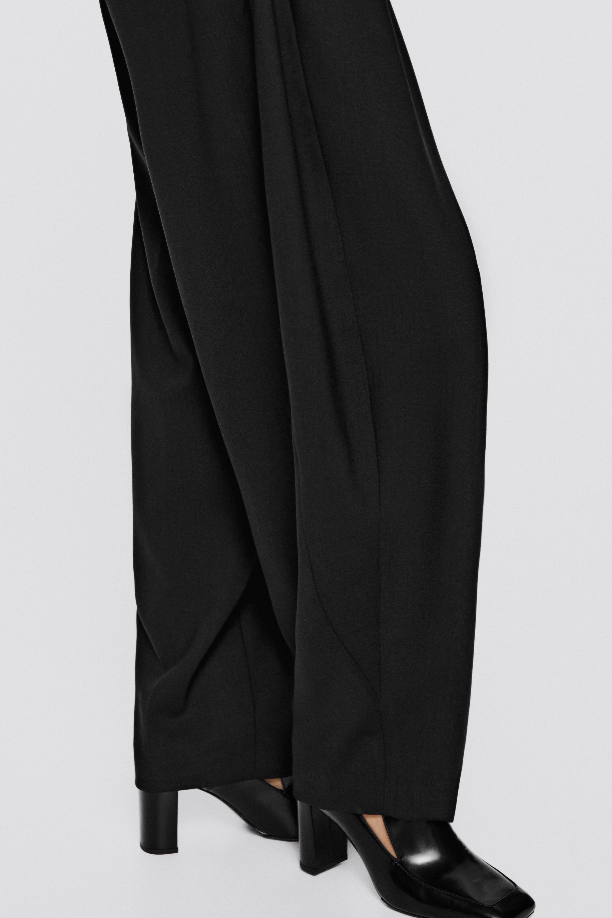Barrel fit tailored pants with darts - LIMITED EDITION