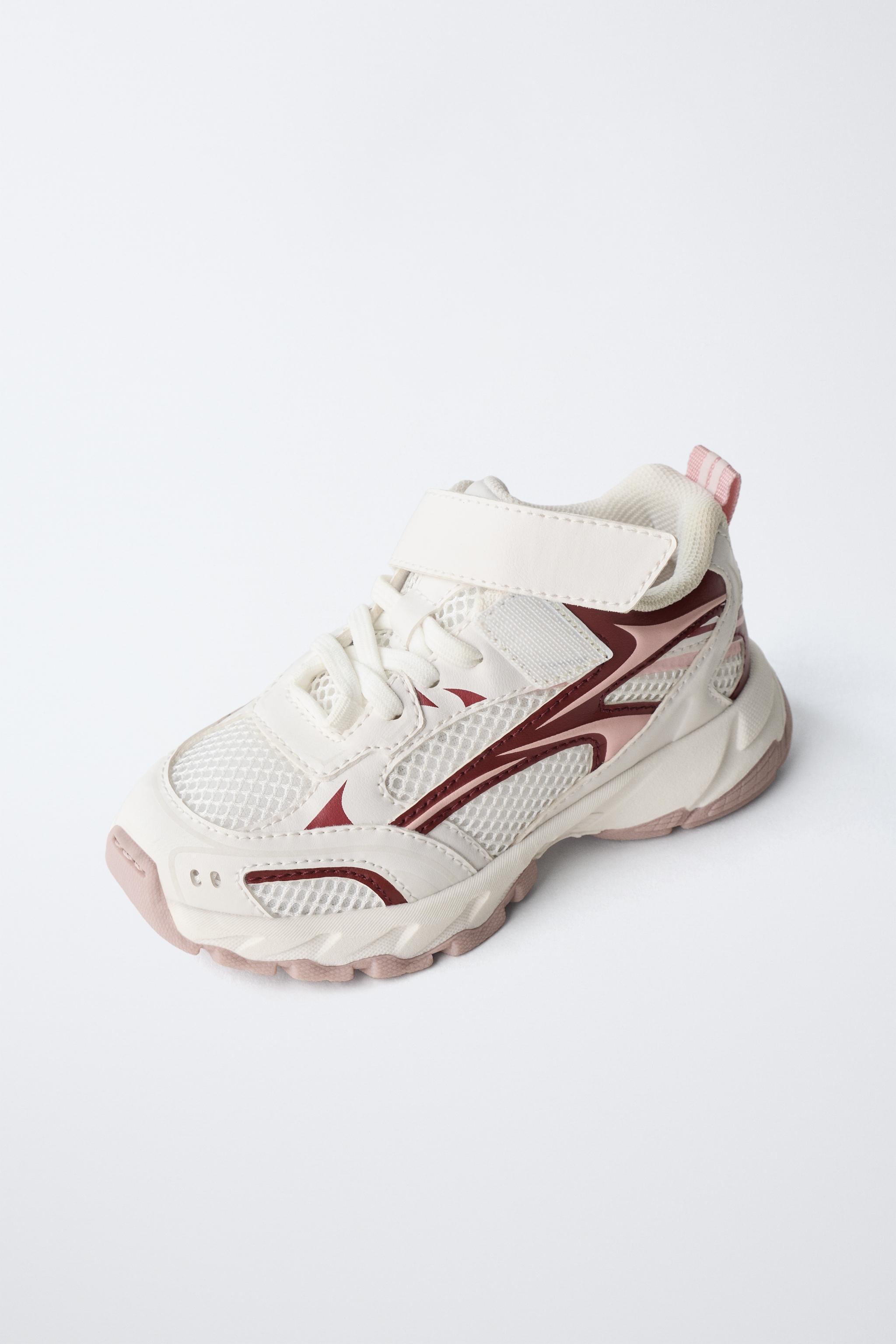 MESH SNEAKERS