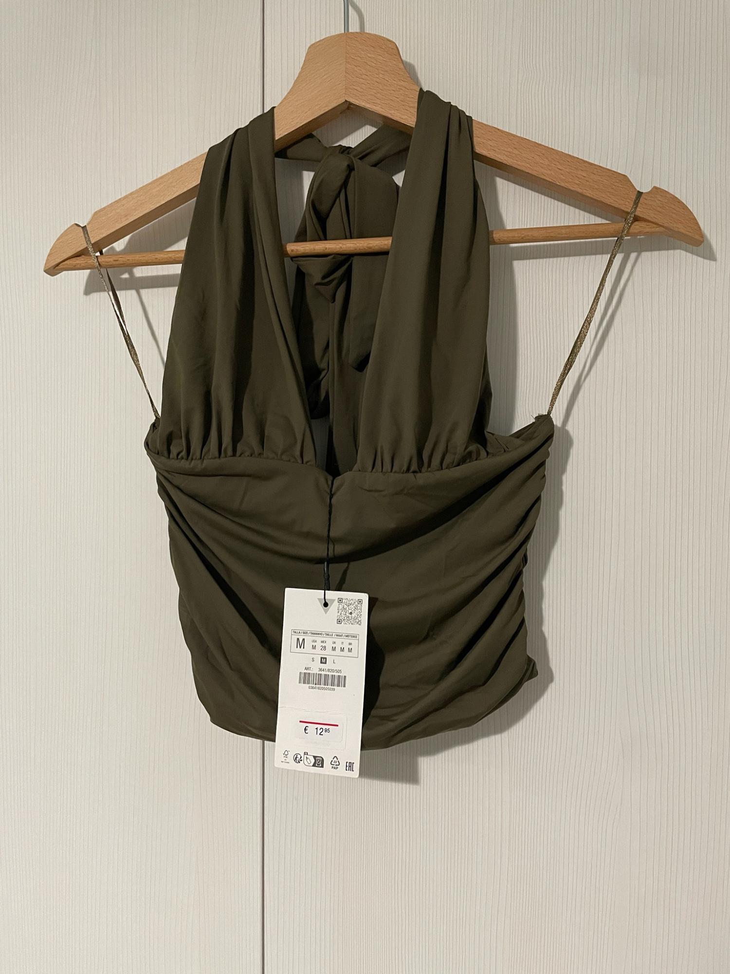 POLYAMIDE BLEND HALTER TOP WITH GATHERED DETAIL | SECOND HAND