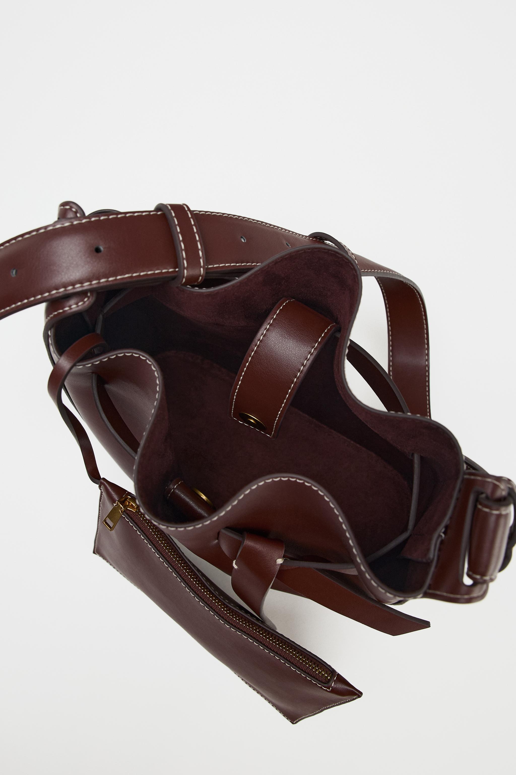 【ZARA】ノットステッチドローストリングバッグ 6333/510/624 ノットステッチドローストリングバッグ - ボルドー | ZARA Japan
