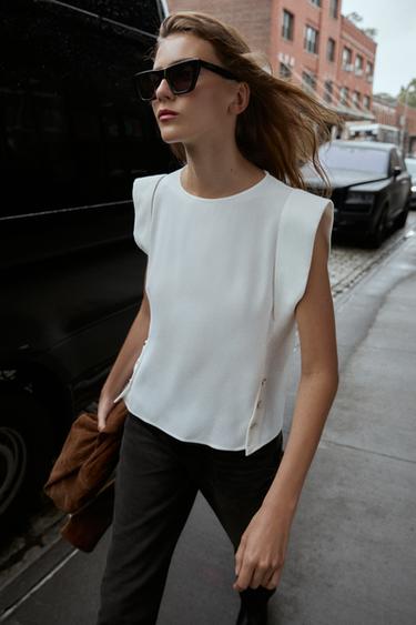 Zara SLEEVELESS TOP WITH DEFINED SHOULDERS - Oyster-white