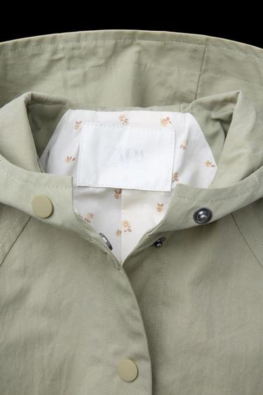 PARKA MIT BLUMENMUSTER-INNENFUTTER - Helles Khaki von Zara