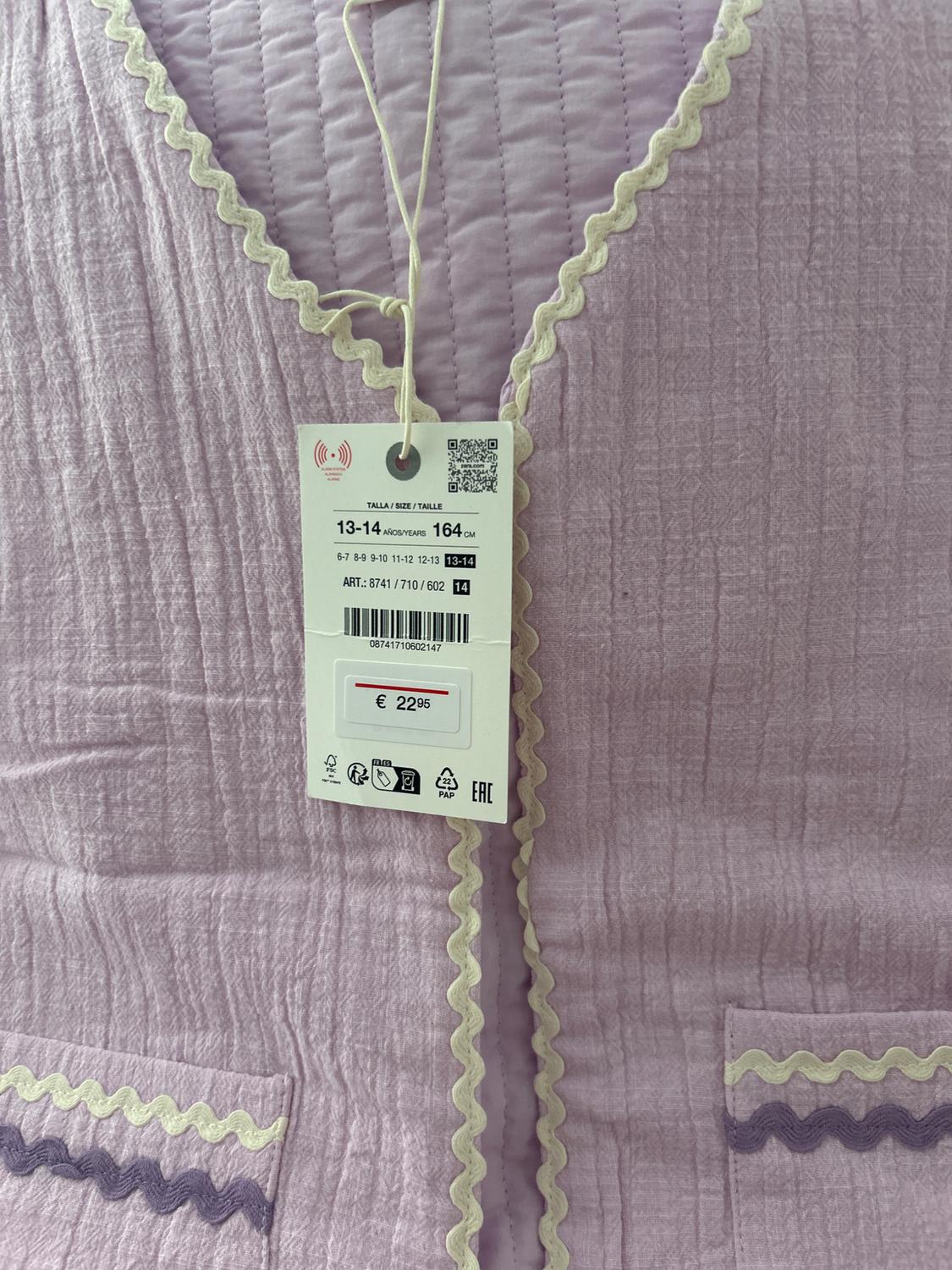 WAVY TEXTURED WAISTCOAT - Image 2