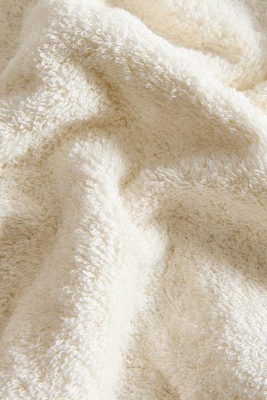 PACK OF HIGH-QUALITY COTTON HAND TOWELS (PACK OF 3) - Ivory by Zara - Image 3