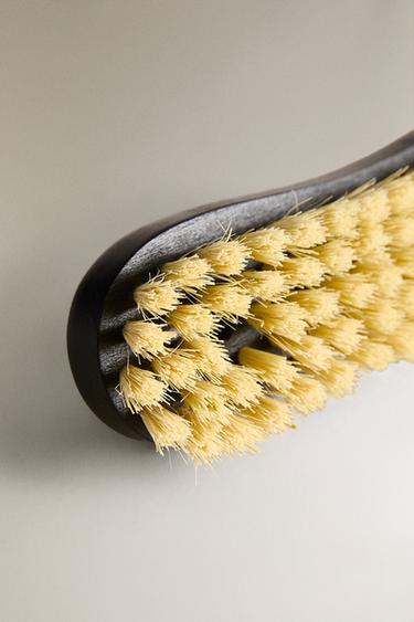 WOODEN FLOOR SCRUBBING BRUSH - Black by Zara - Image 3