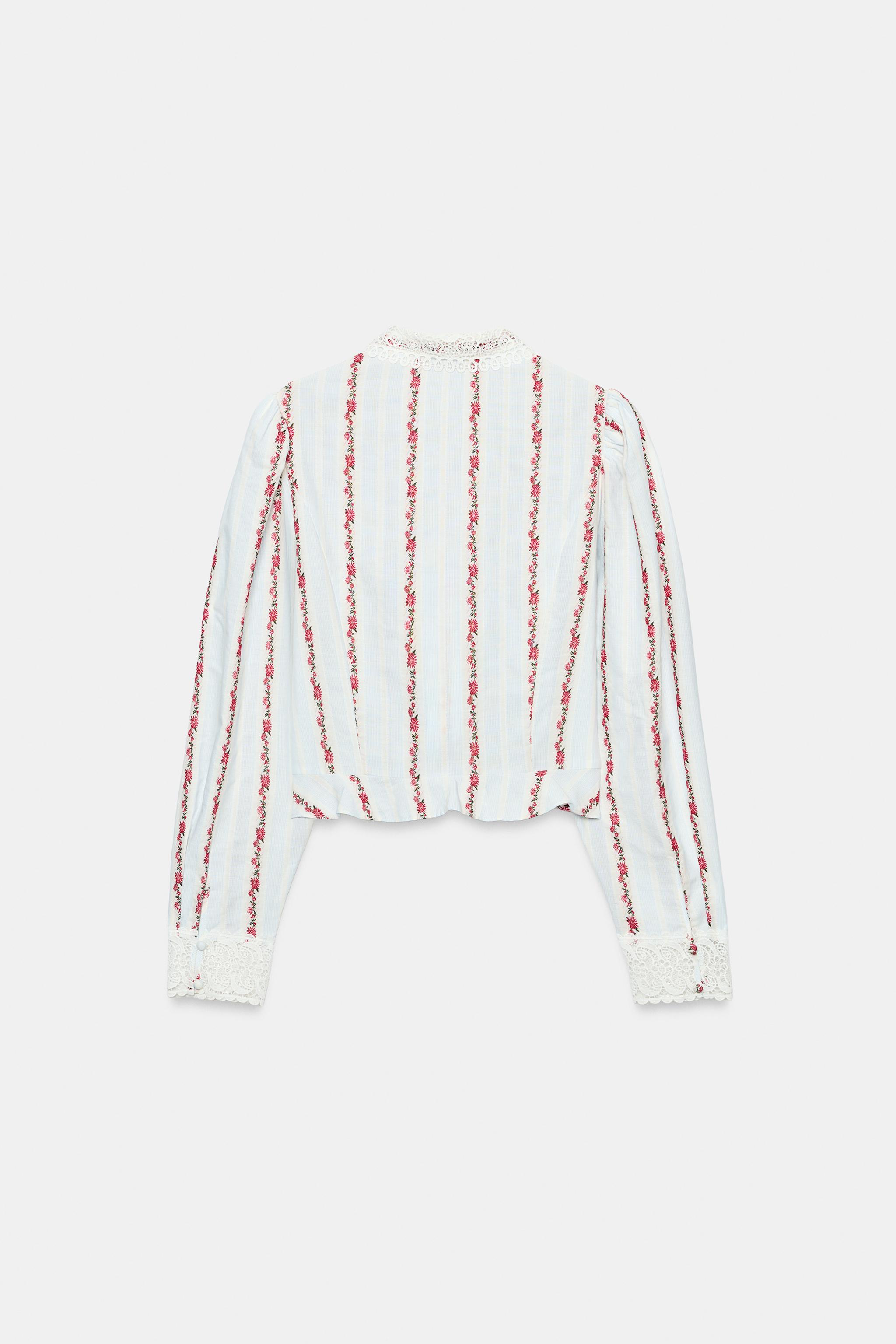 GUIPURE PRINTED BLOUSE
