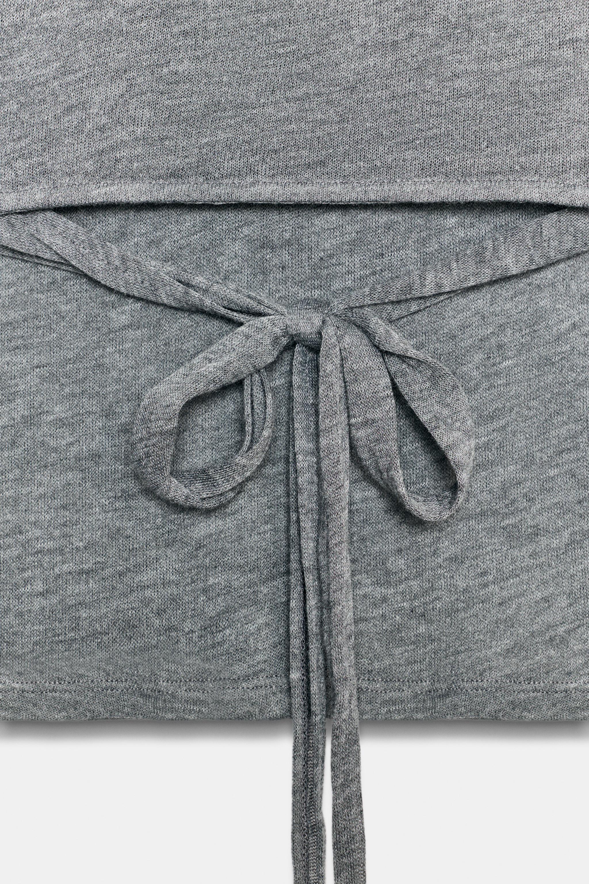DOUBLE TIE-EFFECT TOP