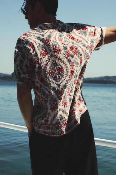 CAMISA ESTAMPADO FLORAL - Rojo de Zara
