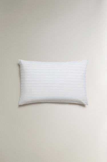 TAIE D’OREILLER DOUBLE RAYURES EN COTON - Blanc cassé de Zara - Image 3