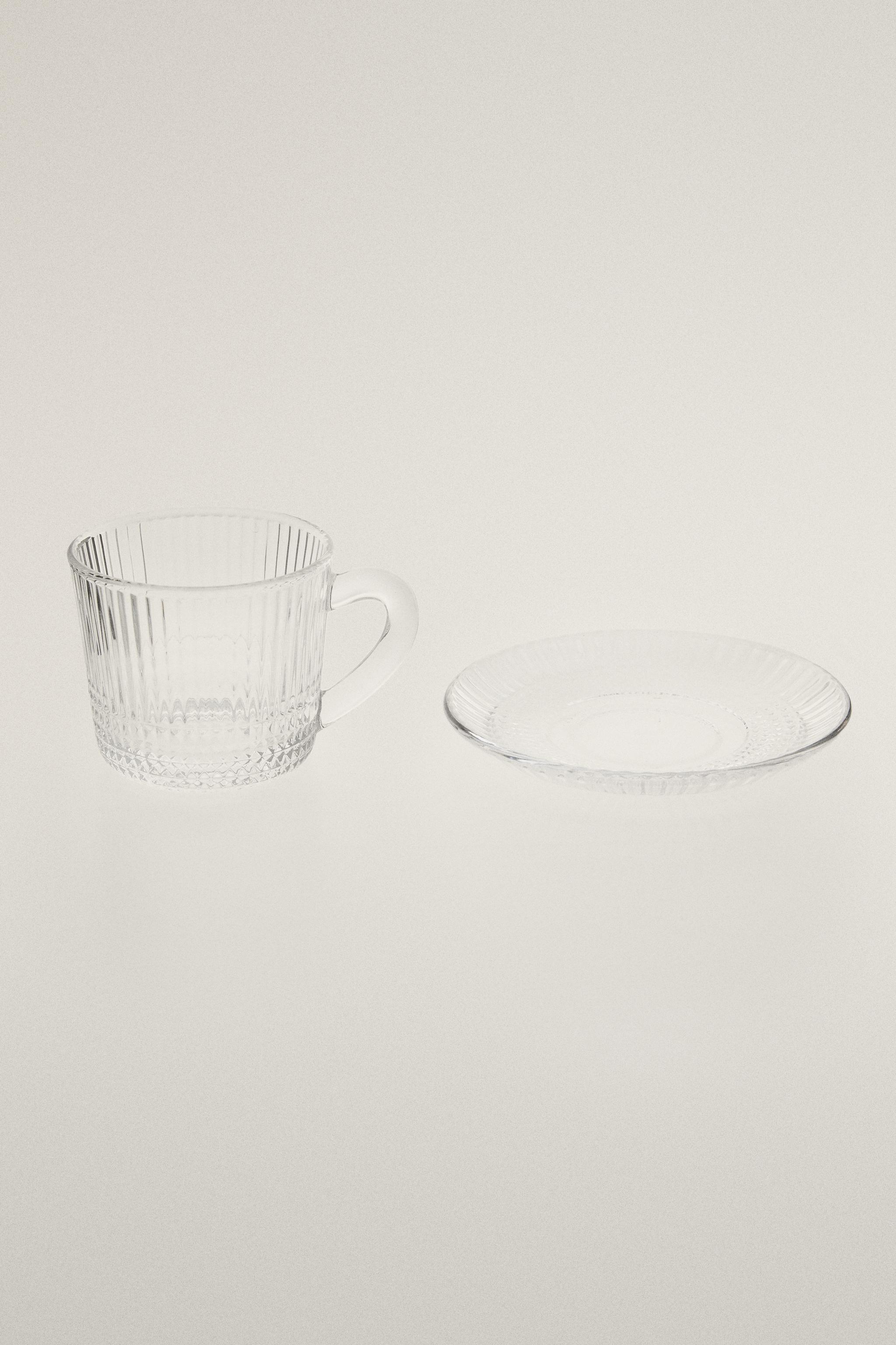 TASSE À CAFÉ AVEC SOUCOUPE EN VERRE À RELIEF GÉOMÉTRIQUE