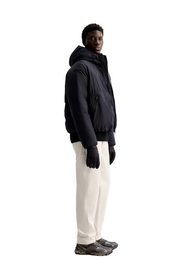 DOUDOUNE 100 % PLUMES À CAPUCHE - Bleu marine foncé de Zara - Image 1