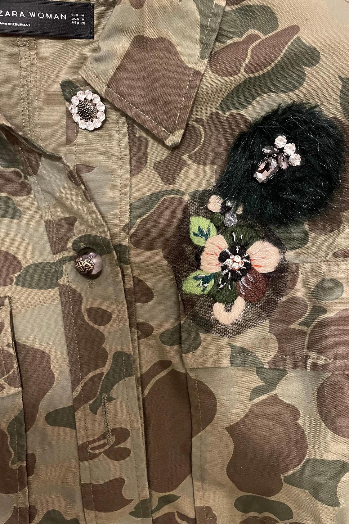 GIACCA MILITARE CON INSERTO ECOPELLICCIA E STRASS - Image 2