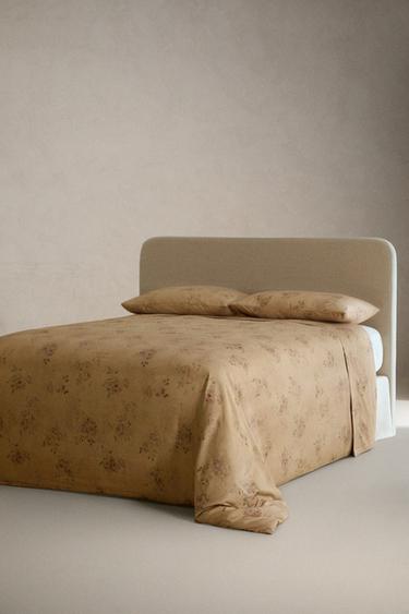 FLORAL PRINT SATEEN FLAT SHEET - Ochre by Zara - Image 1