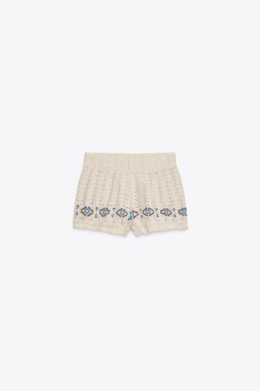 EMBROIDERED CROCHET SHORTS - Ecru by Zara