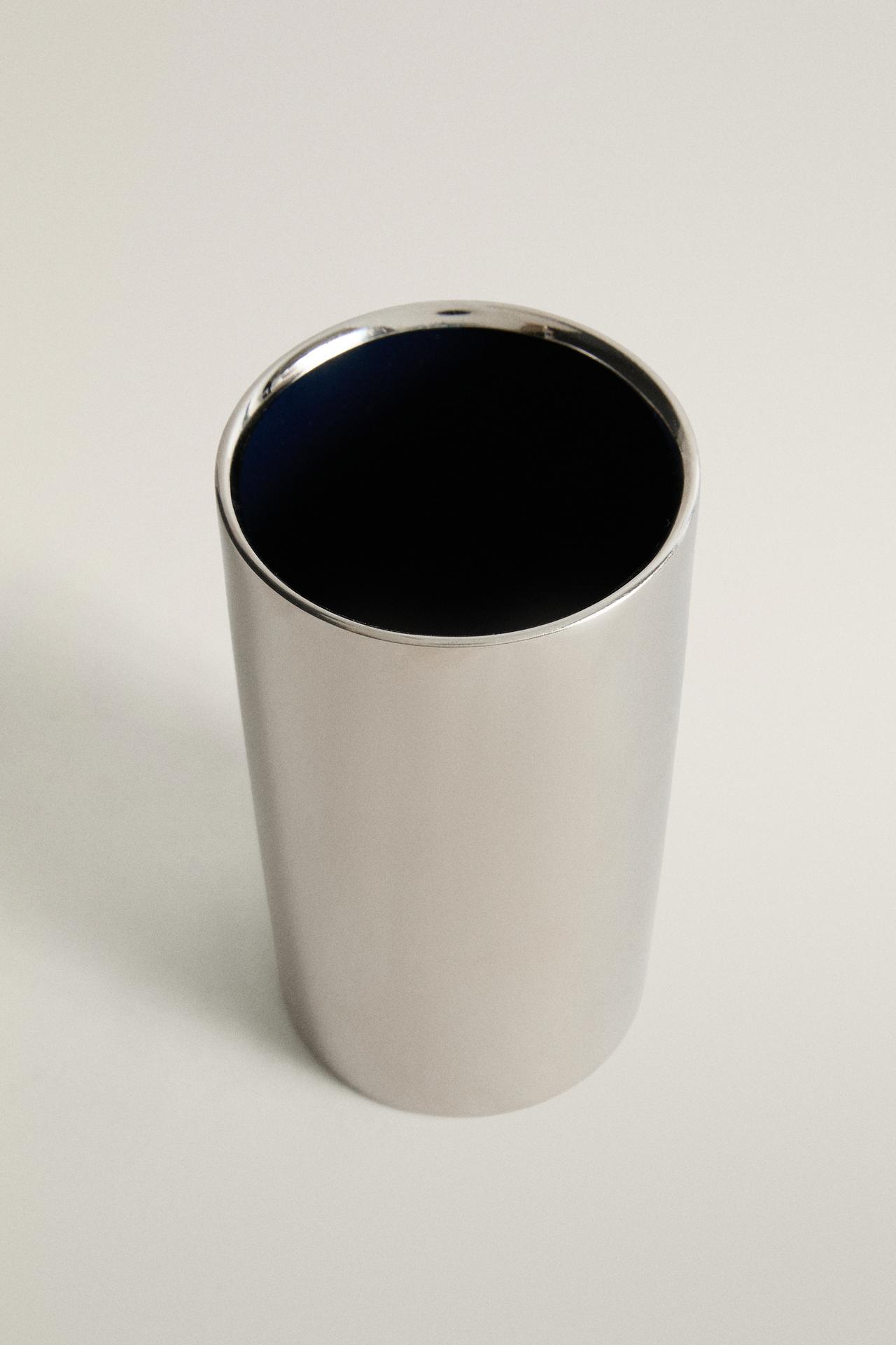 CYLINDRICAL METAL PENCIL HOLDER — Silver