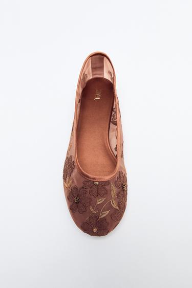 باليرينا شبكية مطرزة - بني الخاص بـ Zara