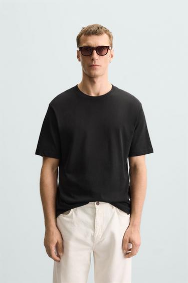 BASIC MEDIUM WEIGHT T-SHIRT - Black by Zara