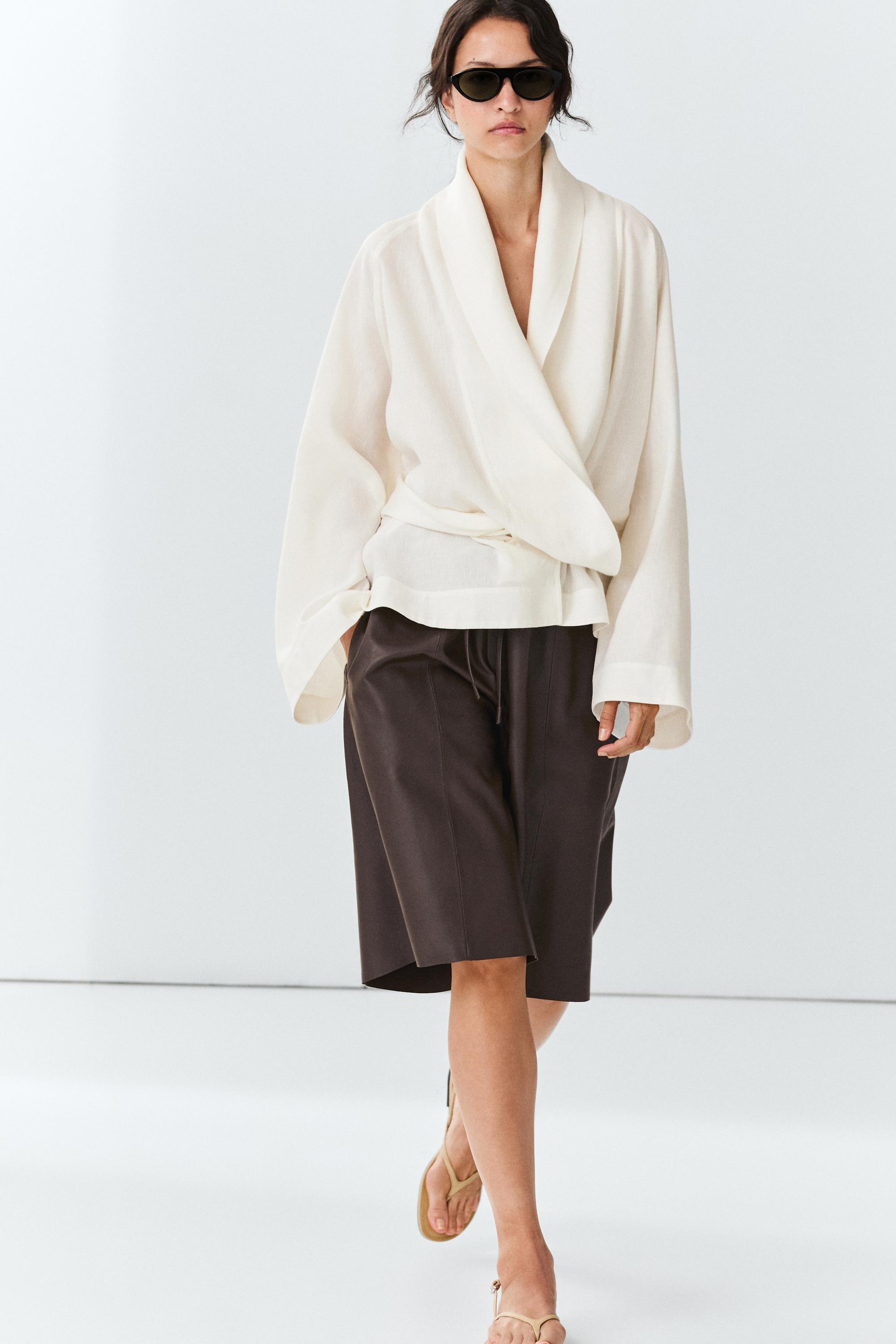 Long nappa leather Bermuda shorts — Leopard / Gray
