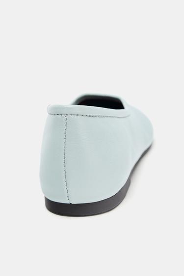BALLERINES EN CUIR AVEC SURPIQÛRES - Bleu de Zara - Image 6