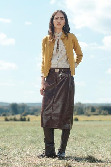 LOOK -  by Zara