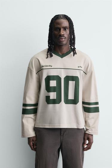 Zara AMERICAN FOOTBALL PRINT T-SHIRT - Stone