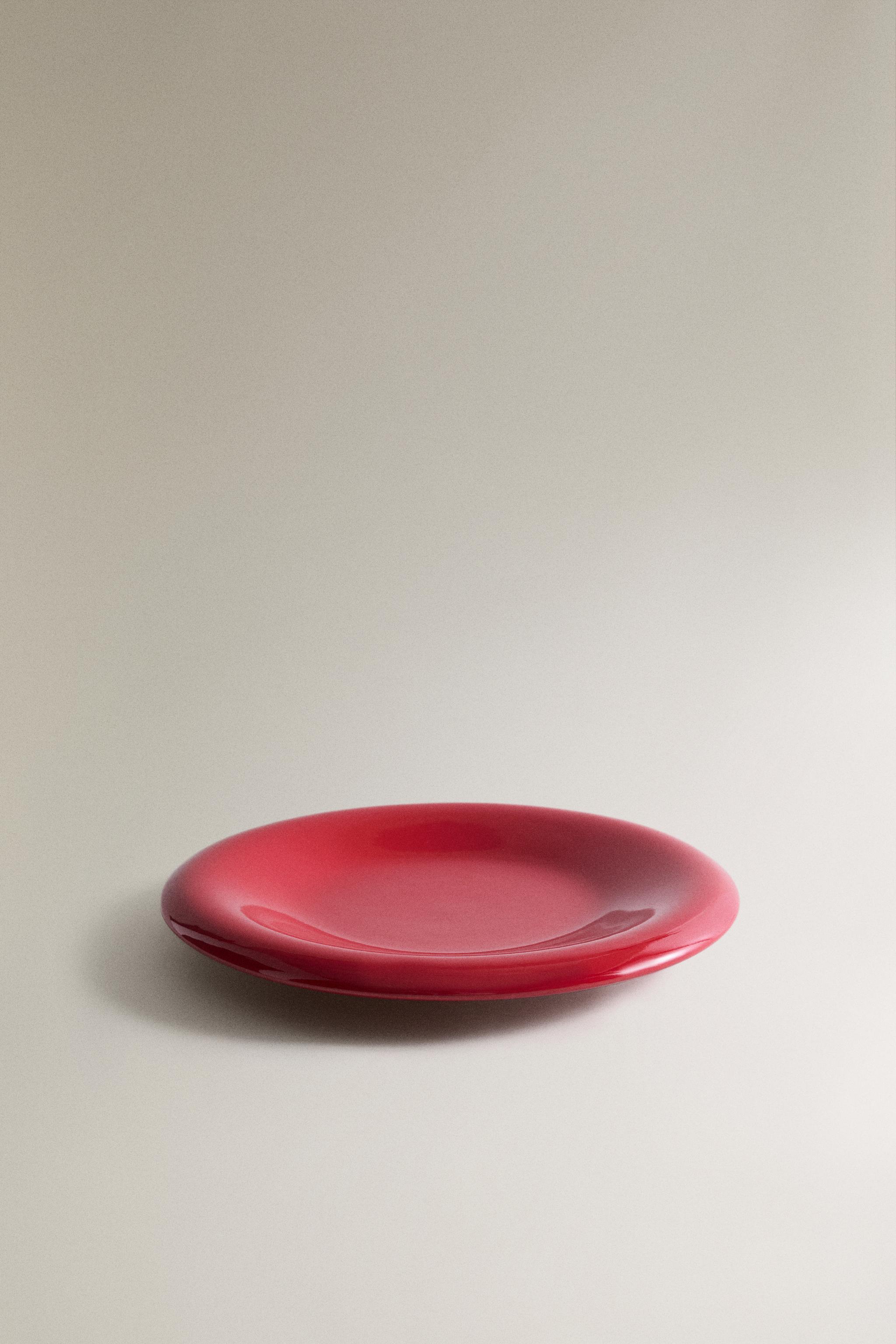 ENAMELLED STONEWARE DESSERT PLATE — Red