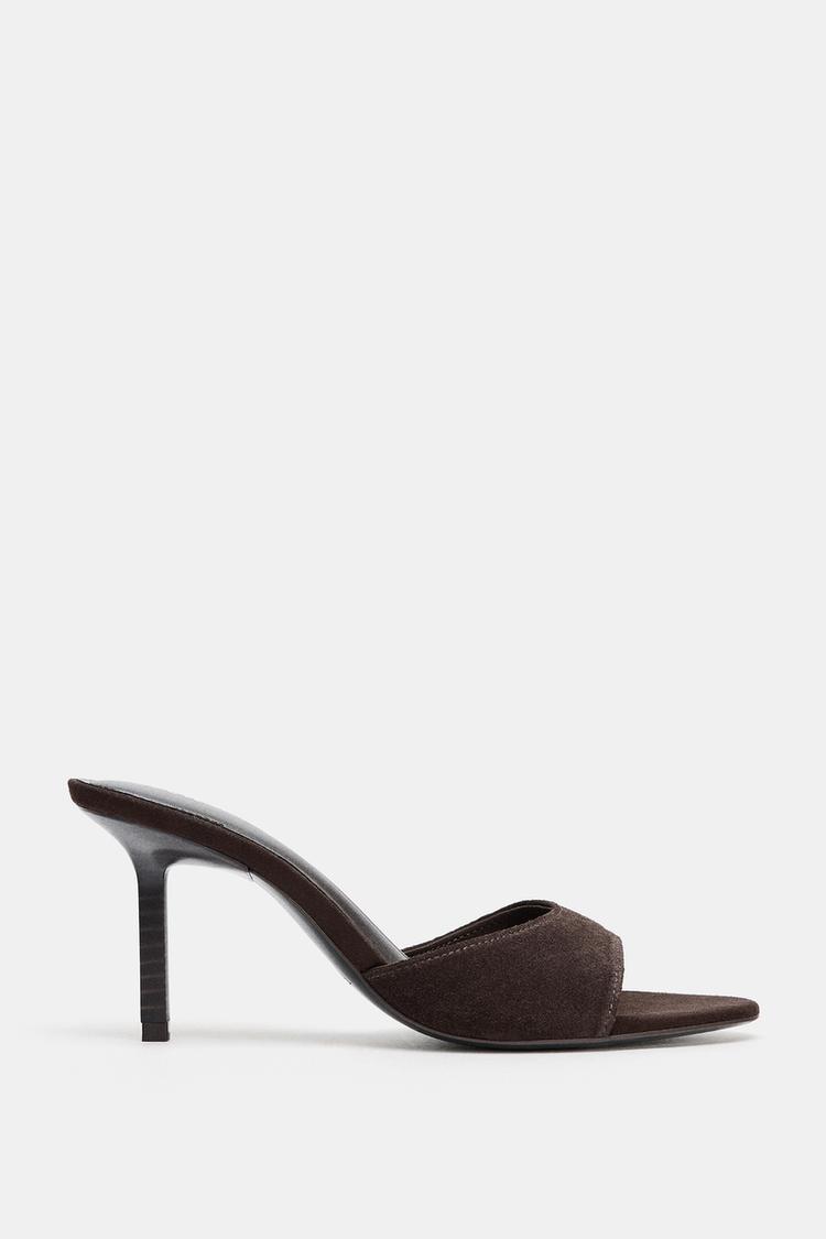 SANDALIAS DE TACÓN DE GAMUZA 4