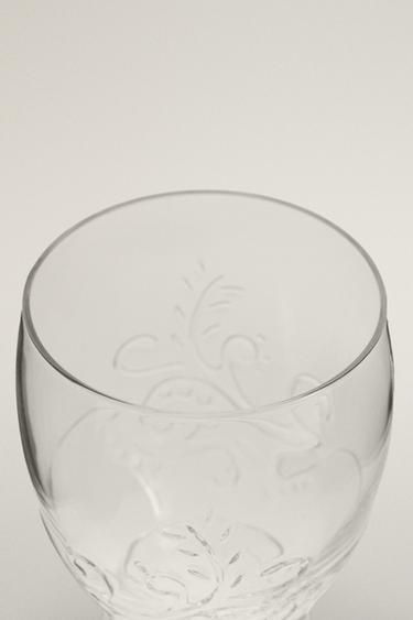 VERRE RELIEF FLORAL - Transparent de Zara - Image 1
