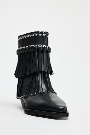 BOTTINES FRANGES CLOUS - Noir de Zara - Image 2