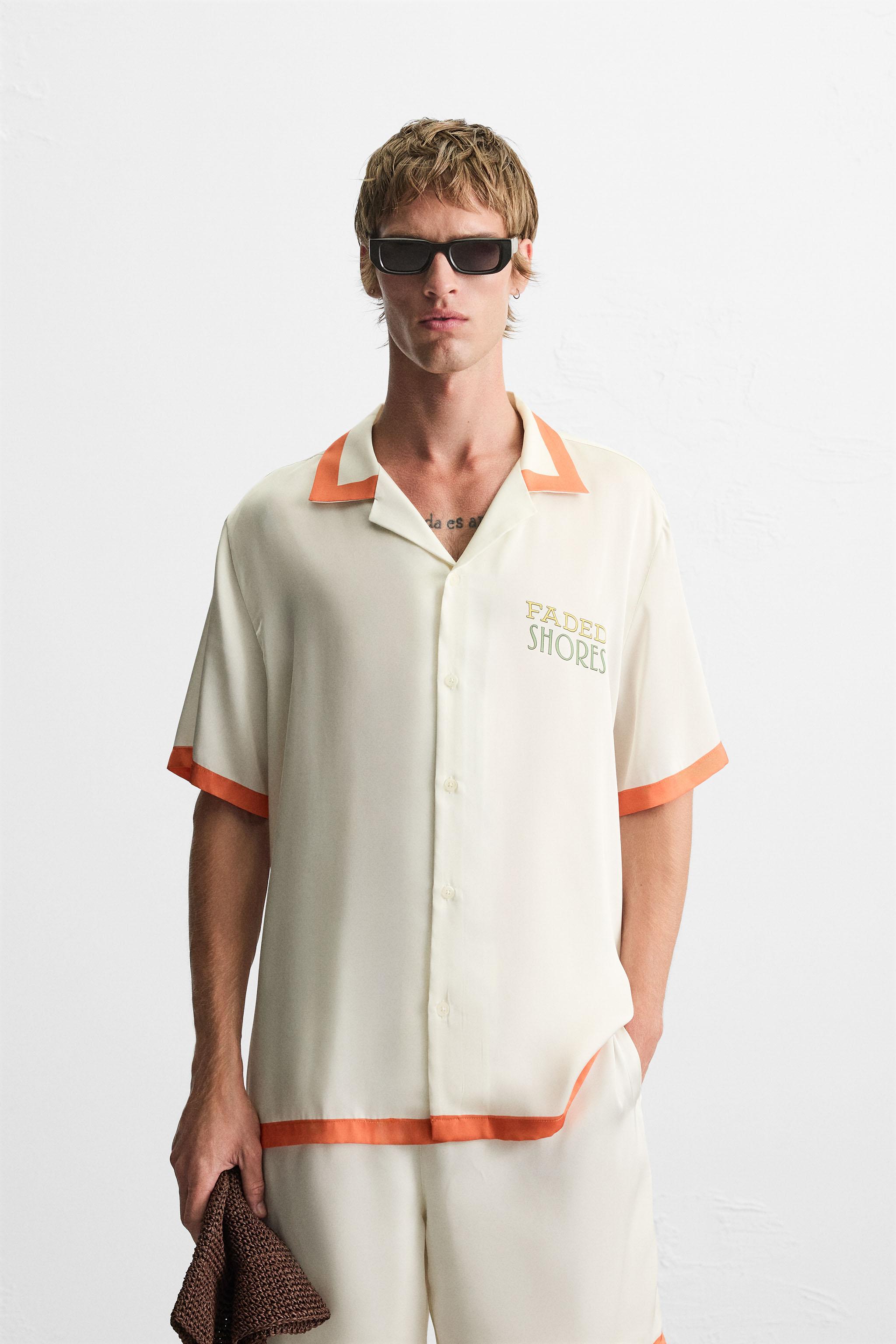 CHEMISE SATINÉE À BANDES CONTRASTÉES