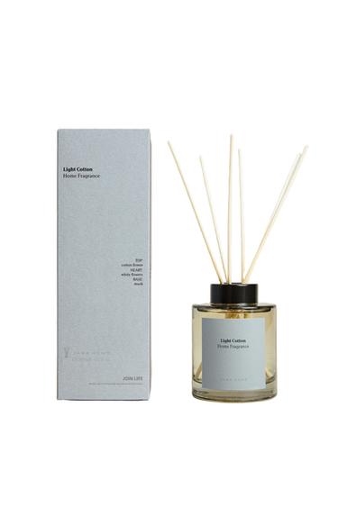 Zara (6.76 oz) LIGHT COTTON SCENTED REED DIFFUSER - white