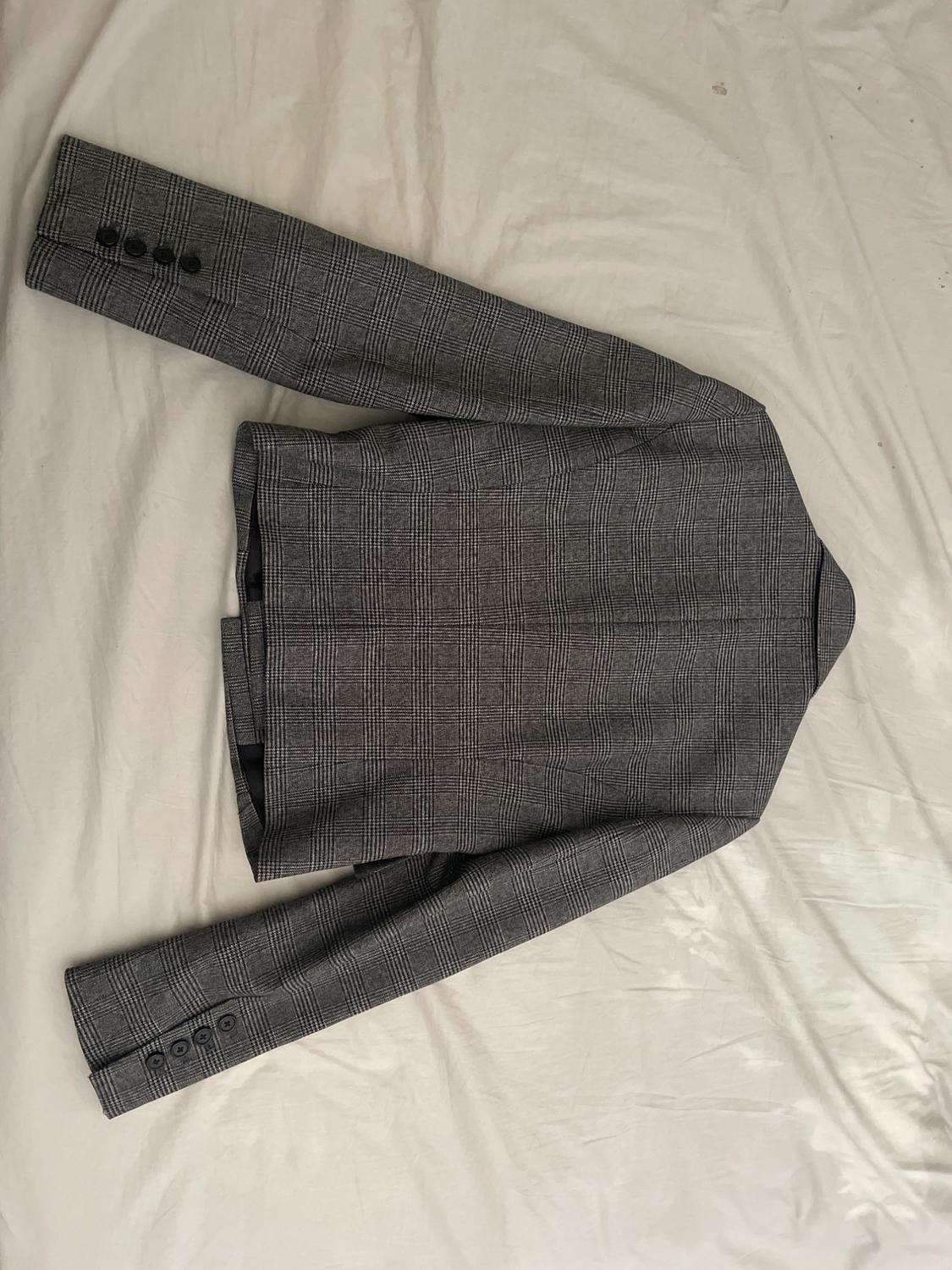 ZW COLLECTION CROPPED BLAZER - Image 2