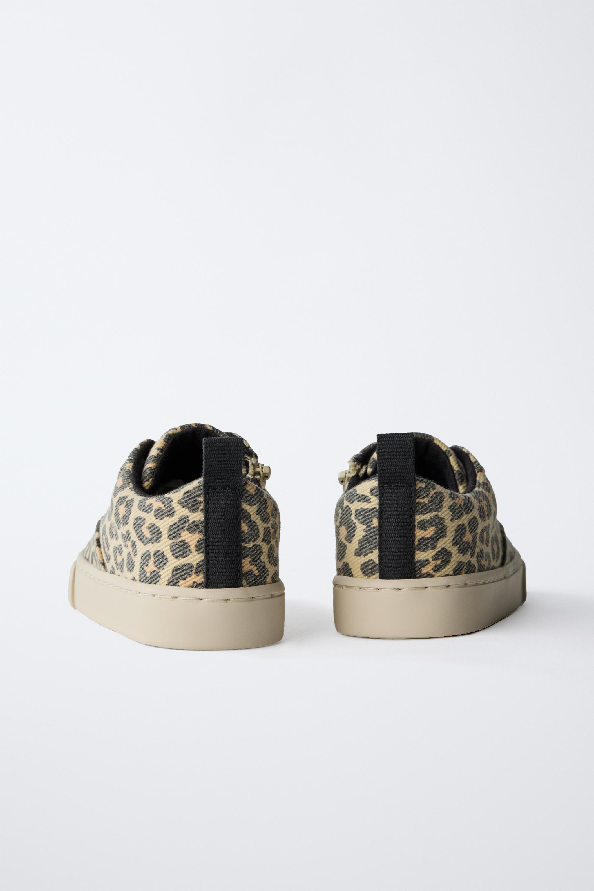 TENNIS ANIMAL PRINT