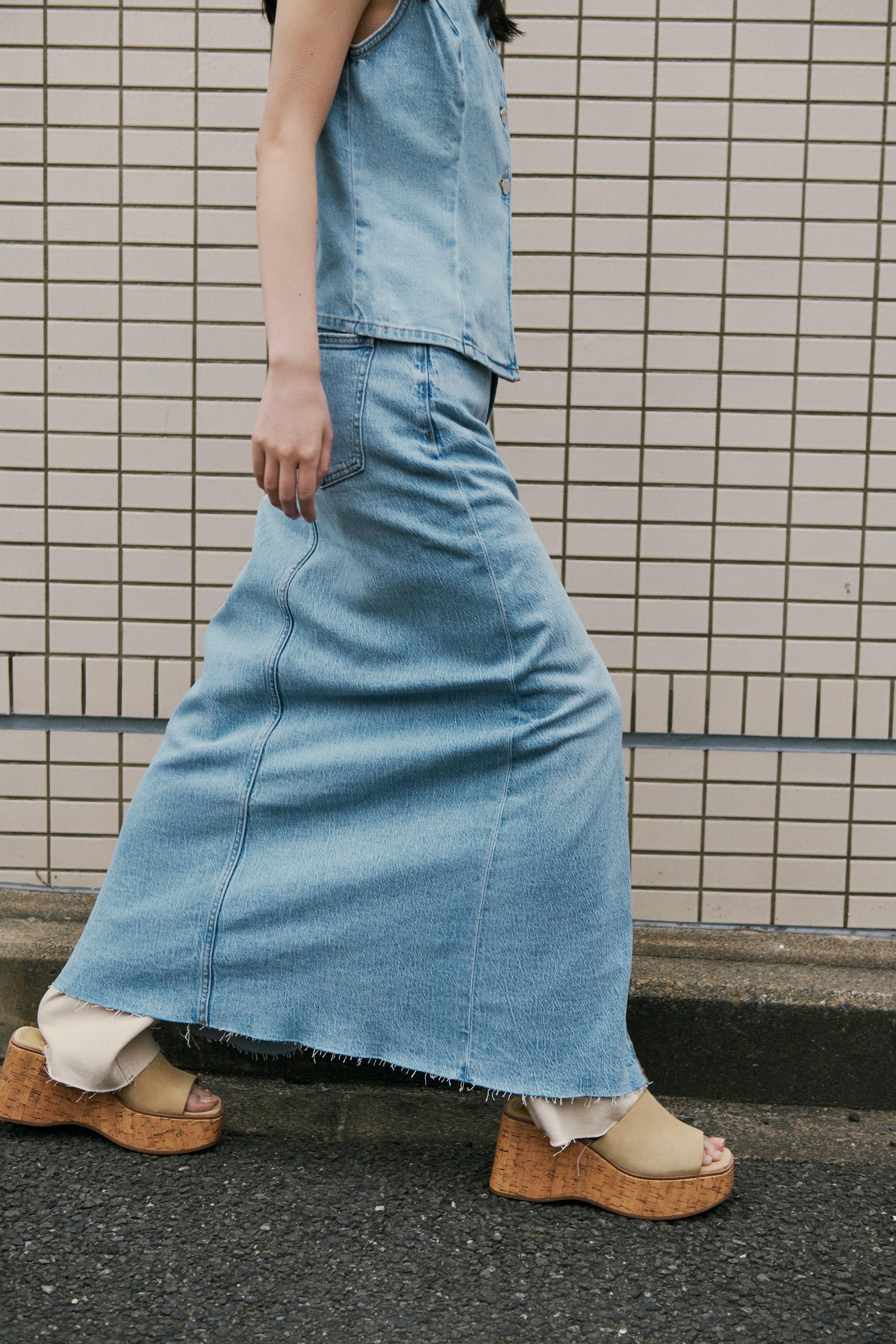 【ZARA】スプリットスエードプラットフォームウェッジ スプリットスエードプラットフォームウェッジ - ライトベージュ