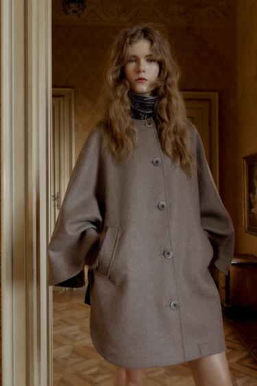 MANTEAU CAPE AVEC LAINE COL CONTRASTE - Vison foncé de Zara - Image 1