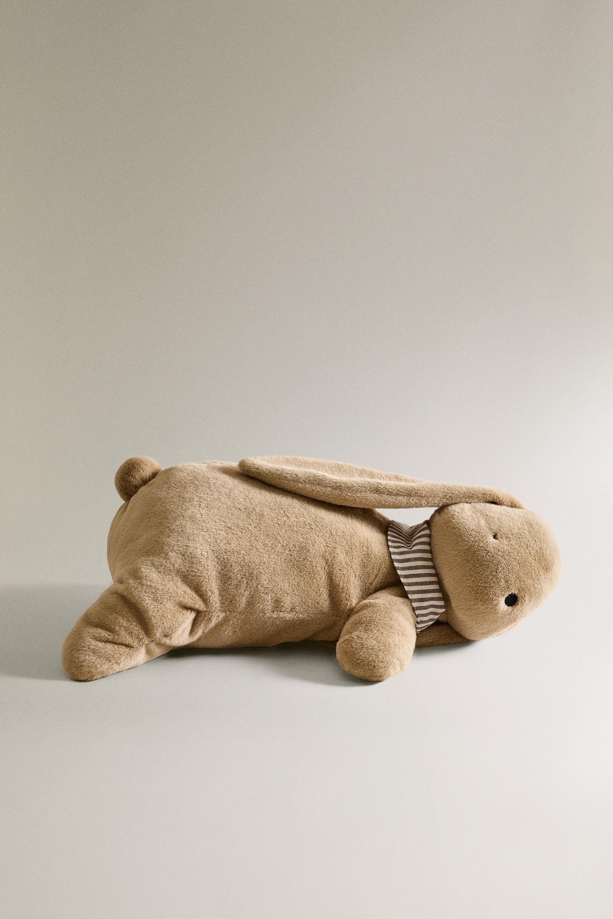 KIDS’ RABBIT CUSHION — Dark beige