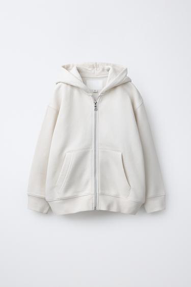 ТОЛСТОВКА НА МОЛНИИ БАЗОВАЯ — ЭКРЮ от Zara