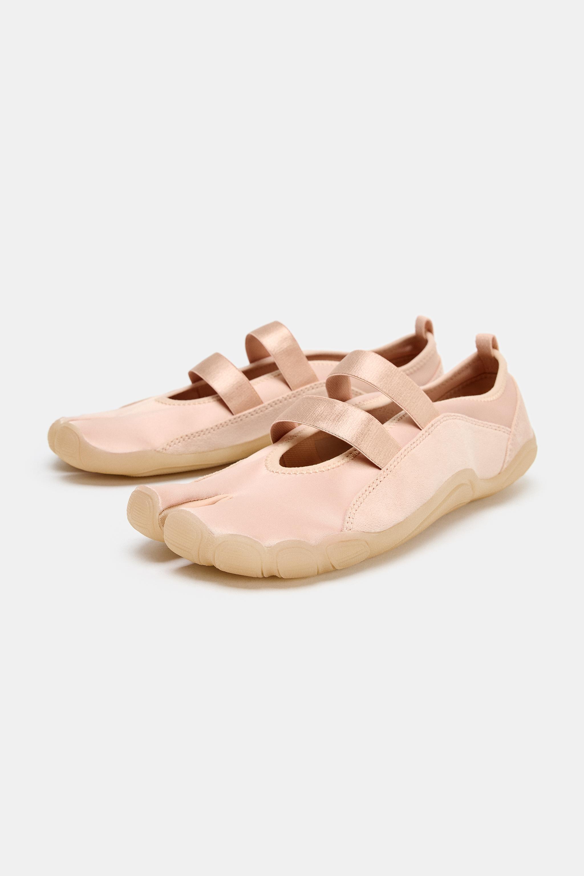 ELASTIC STRAP BALLET FLATS