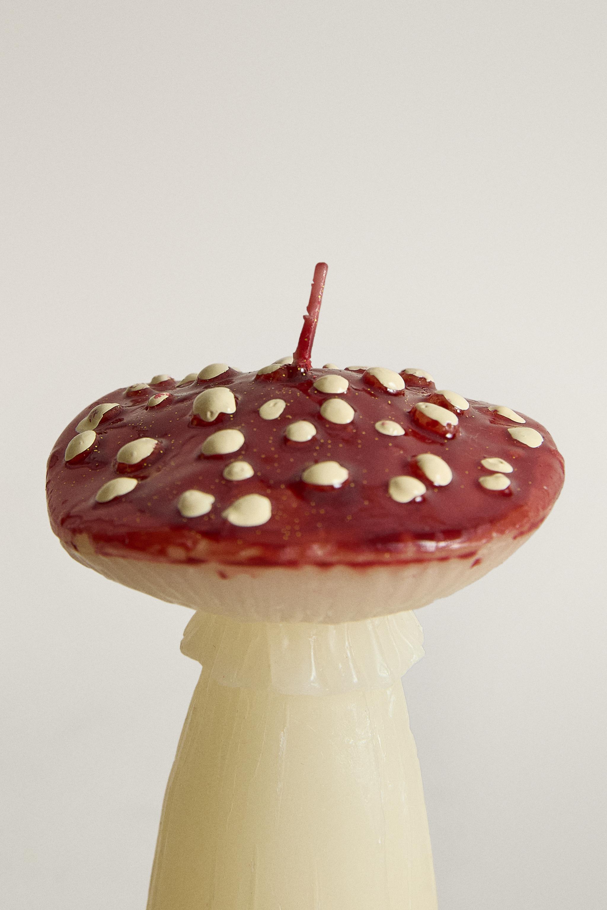 BOUGIE DÉCORATIVE CHAMPIGNON DE NOËL