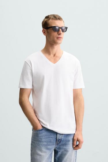 BASIC V-NECK T-SHIRT - White by Zara